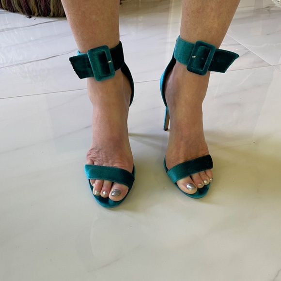 Designer David Engle Velvet Turquoise Buckle Ankle Strap Pristine - Picture 6 of 7